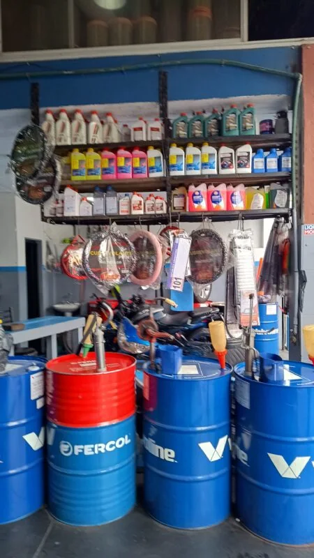 Instalaciones de Lubricentro Morgan